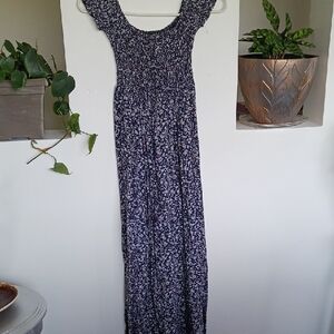 EUC Navy Floral Maxi Dress